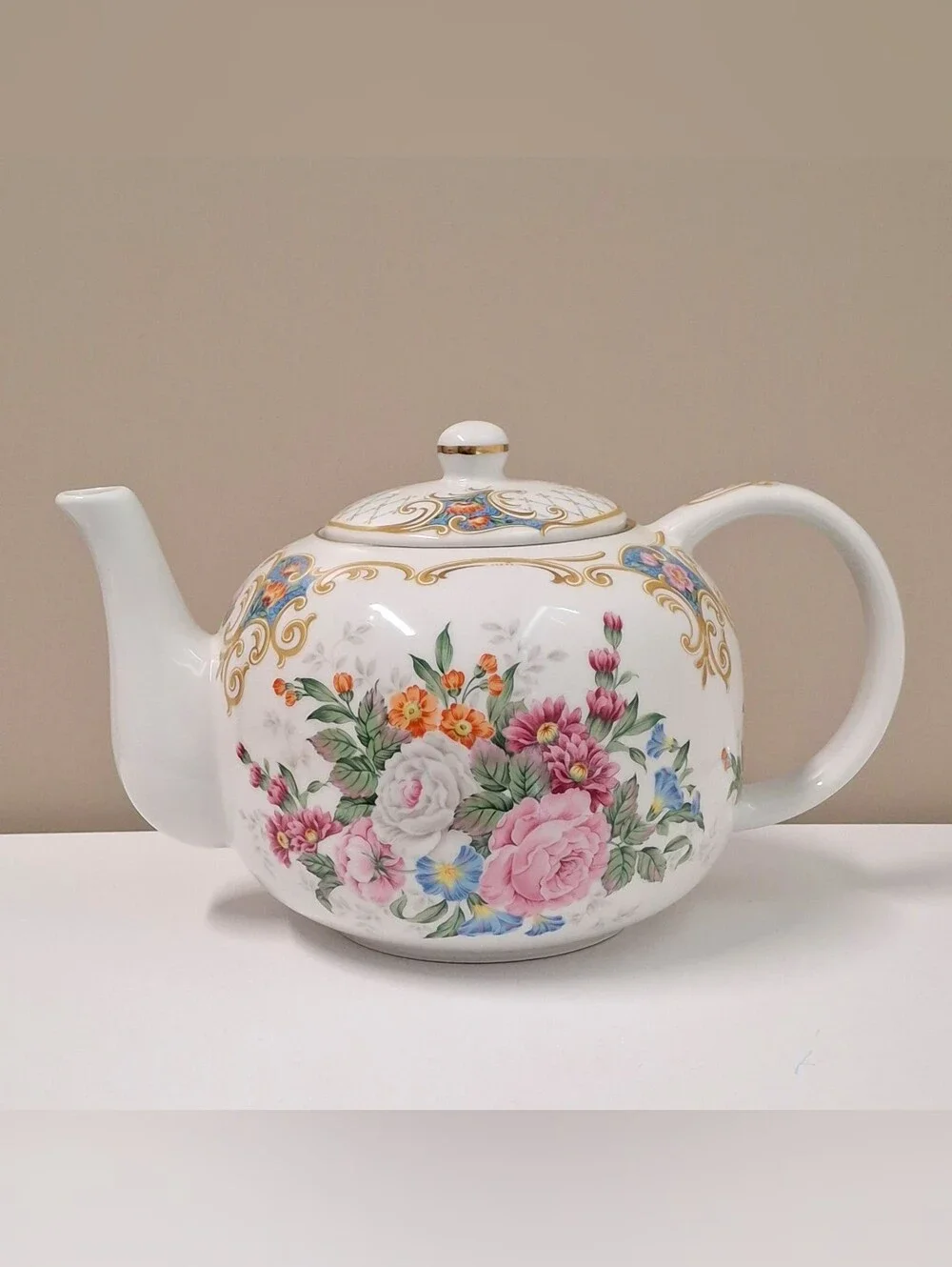 Andrea by Sadek Teapot 